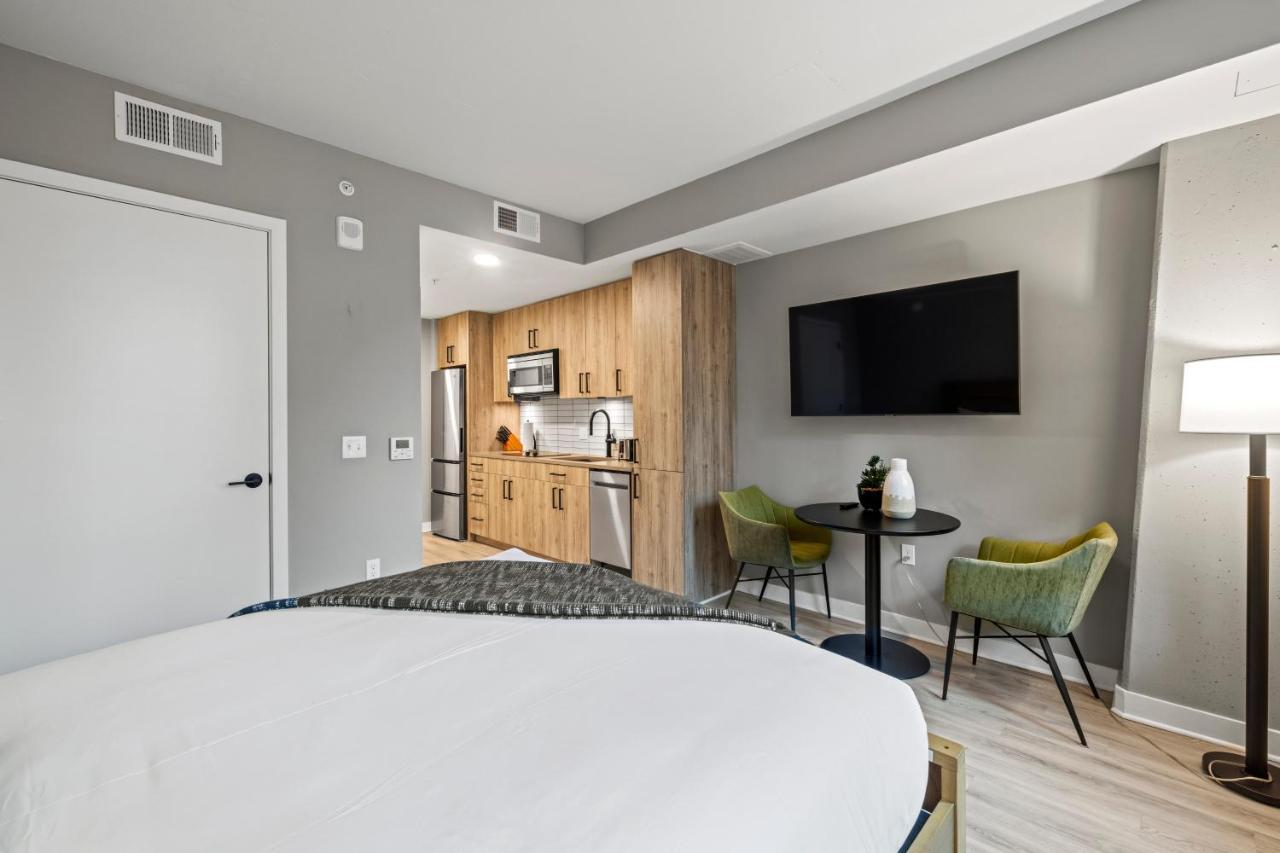 Coda On Half, A Placemakr Experience - Navy Yard Washington Exterior photo
