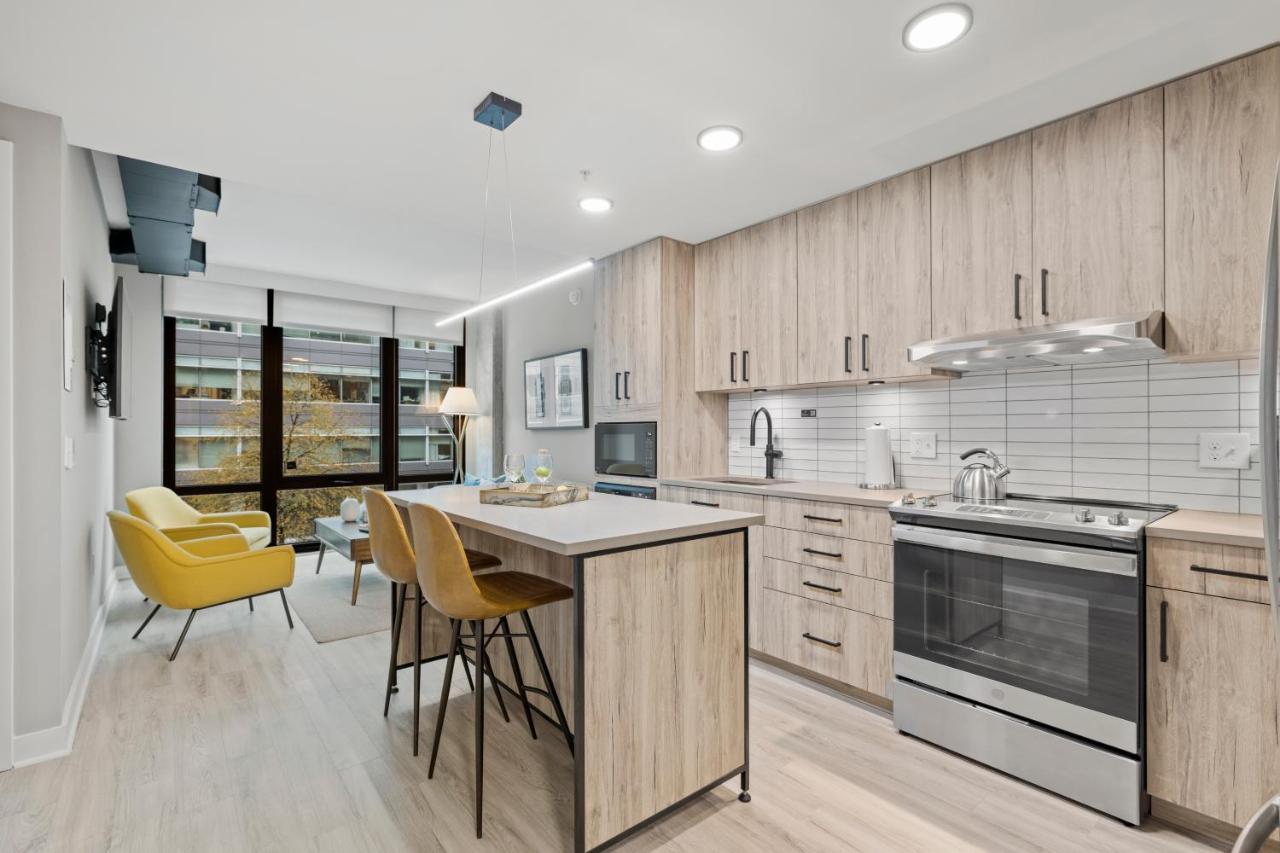 Coda On Half, A Placemakr Experience - Navy Yard Washington Exterior photo