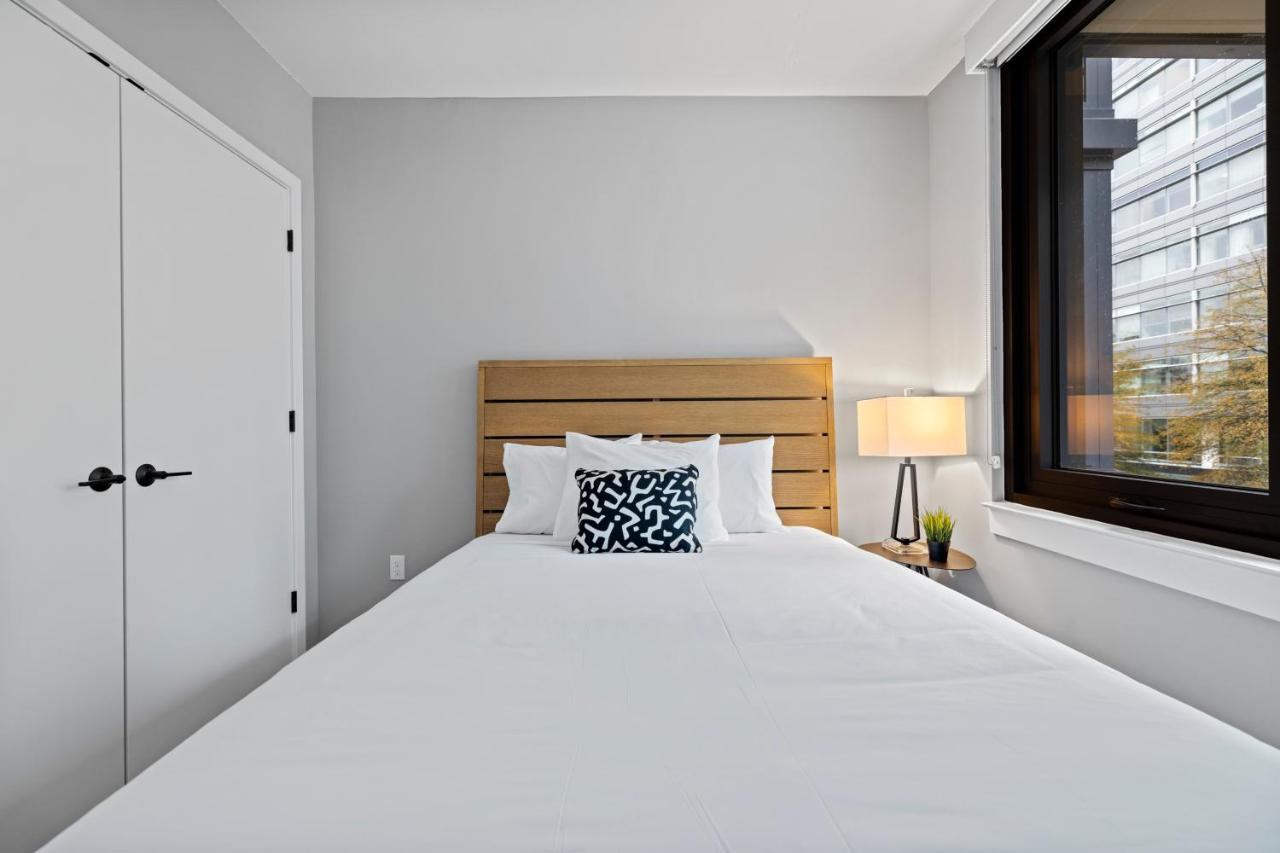 Coda On Half, A Placemakr Experience - Navy Yard Washington Exterior photo