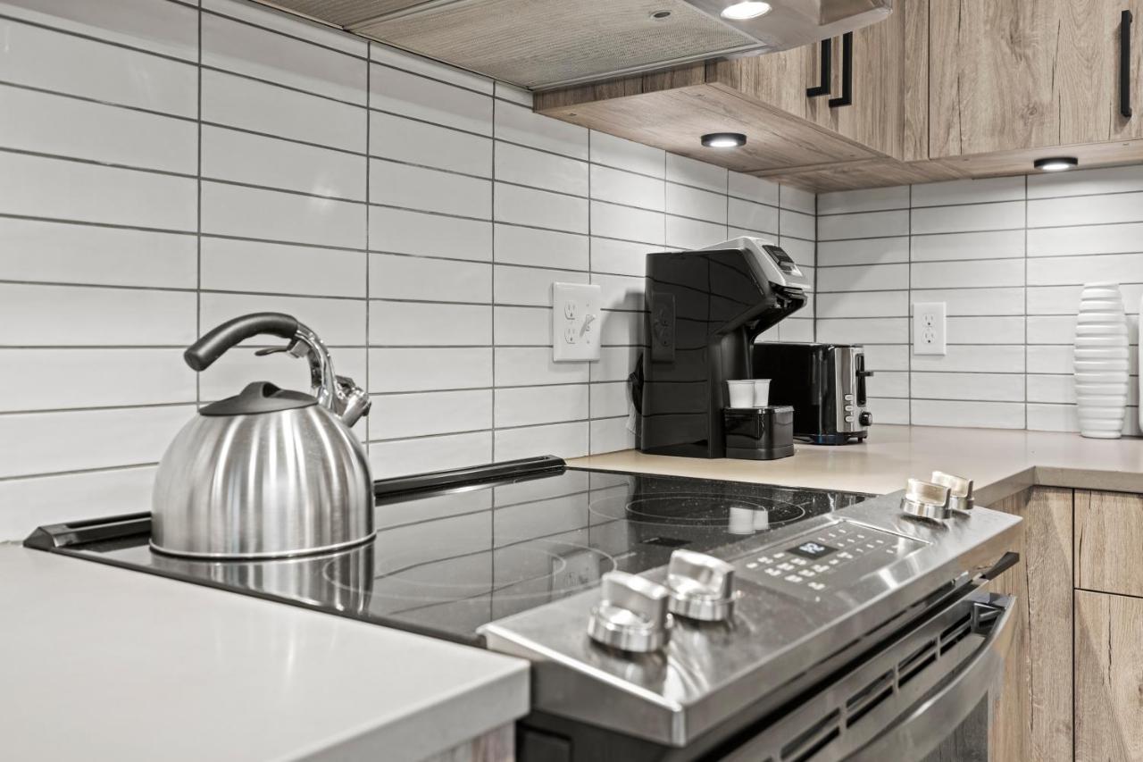 Coda On Half, A Placemakr Experience - Navy Yard Washington Exterior photo