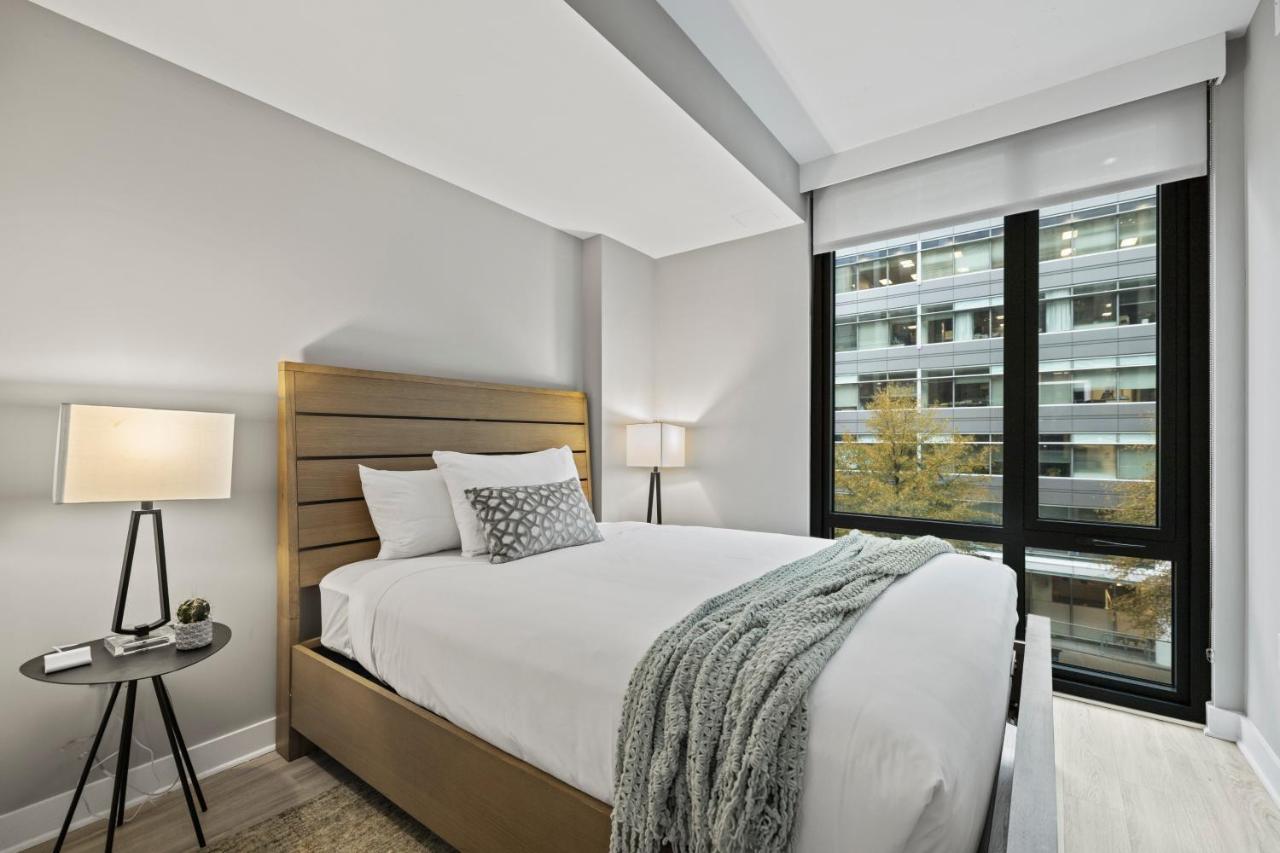 Coda On Half, A Placemakr Experience - Navy Yard Washington Exterior photo