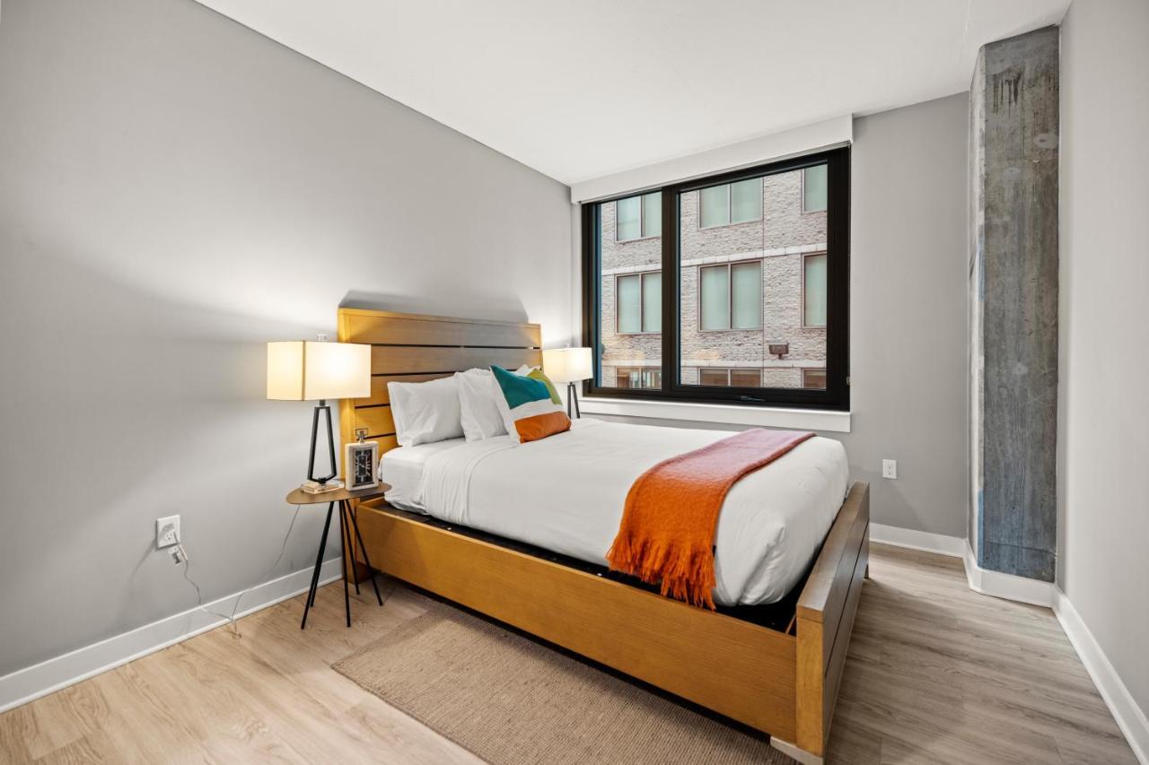 Coda On Half, A Placemakr Experience - Navy Yard Washington Exterior photo