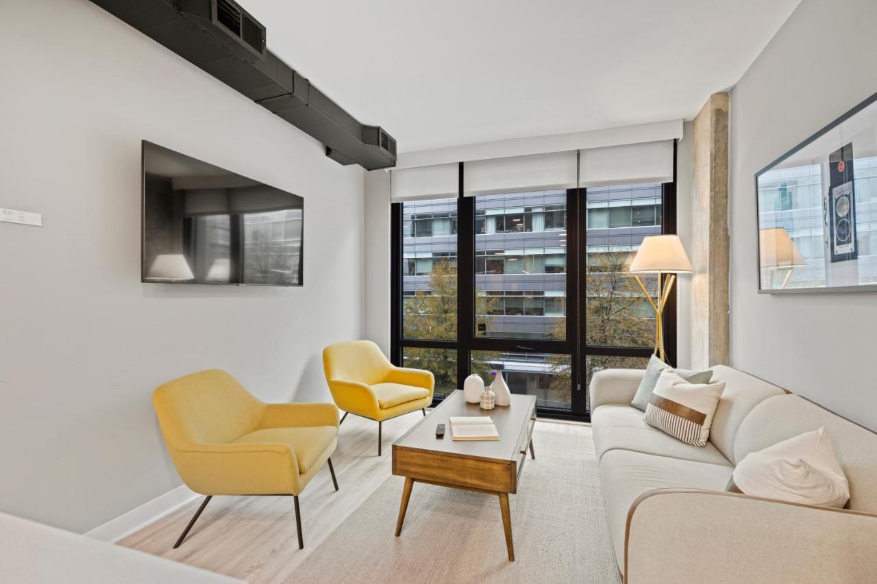 Coda On Half, A Placemakr Experience - Navy Yard Washington Exterior photo