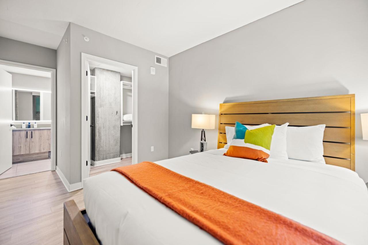 Coda On Half, A Placemakr Experience - Navy Yard Washington Exterior photo